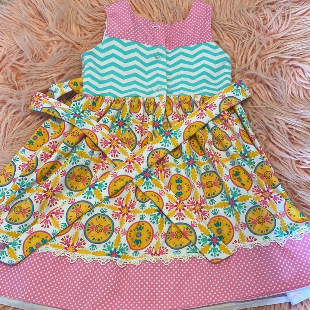 Spring dress - Picture 2 of 2